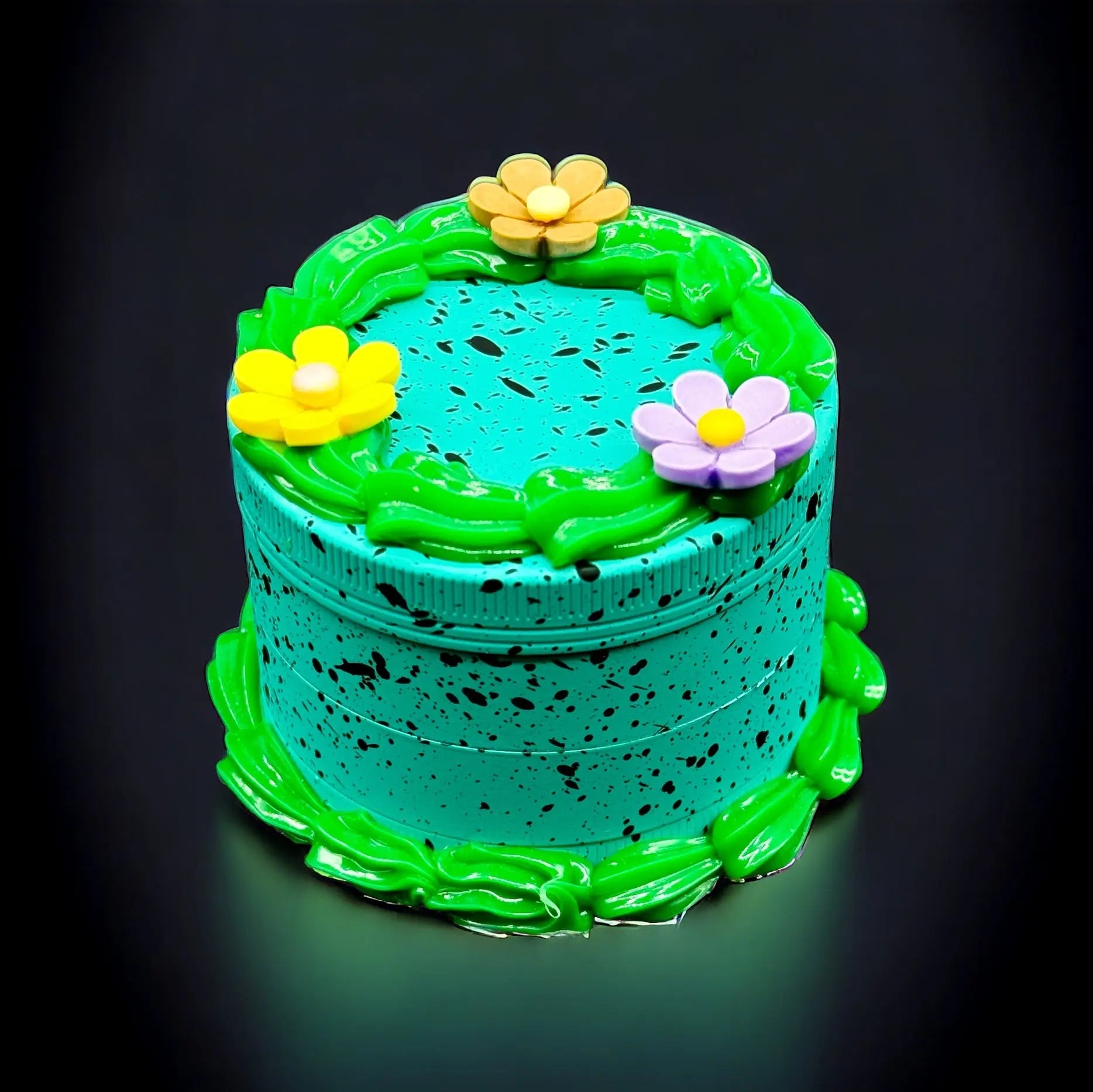 Tiffany color cake herb grinder 