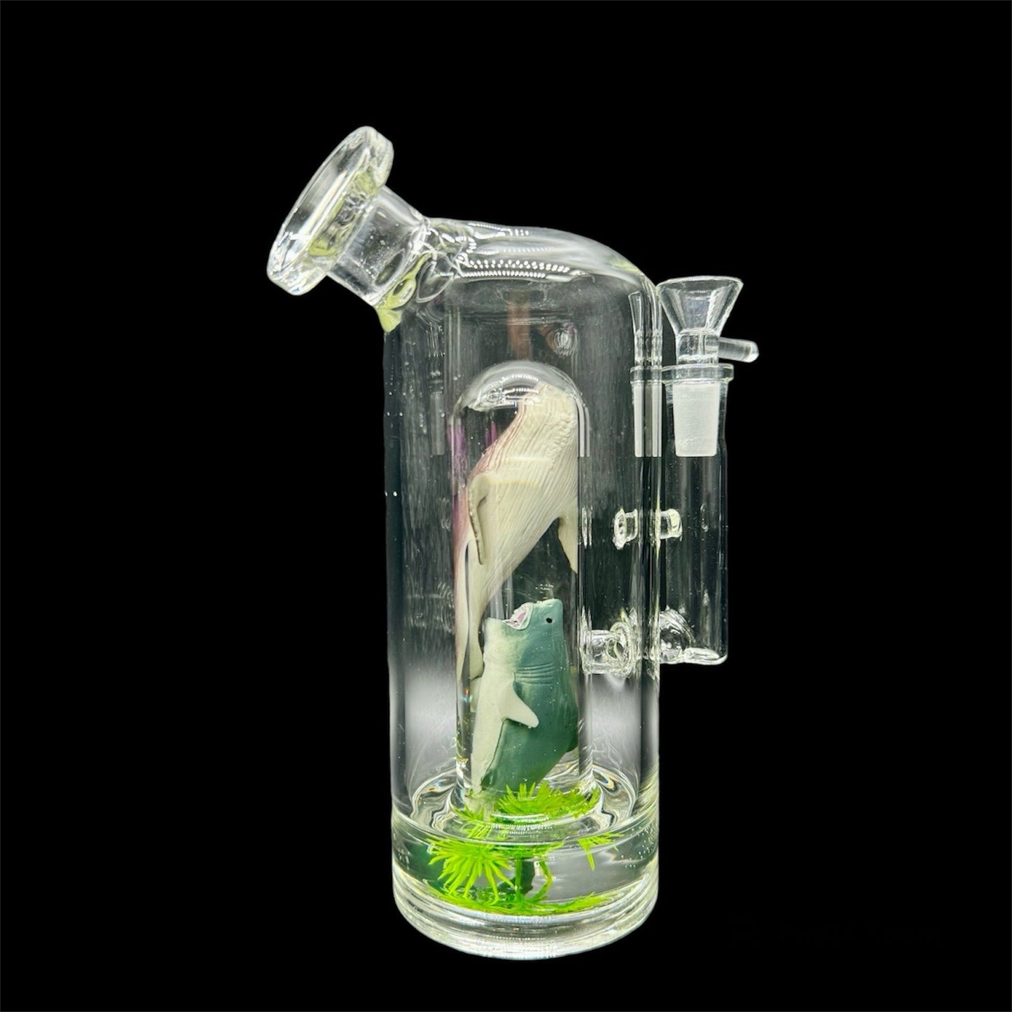 shark glass bong 